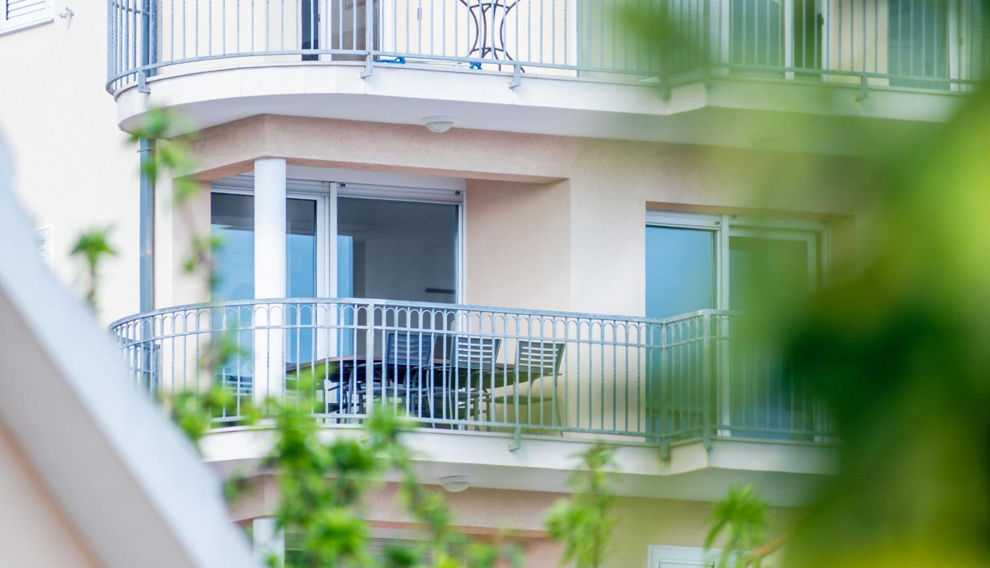 Apartments More โตรกีร์ ห้อง รูปภาพ